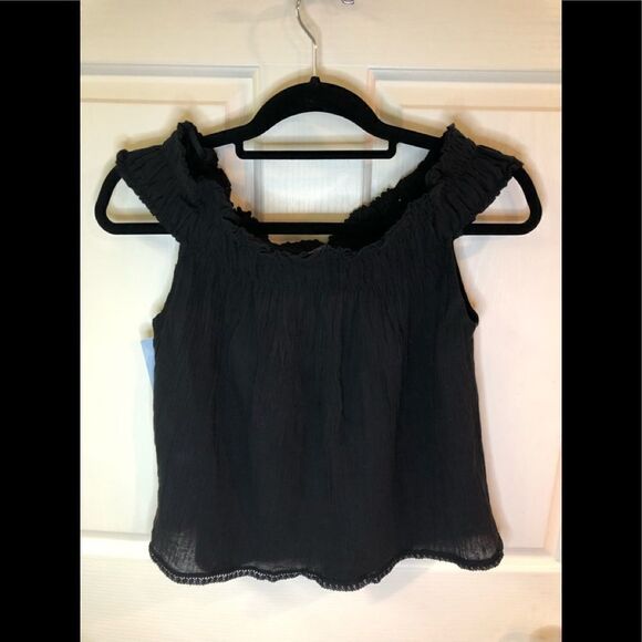 Xhilaration crop top  - Picture 1 of 4